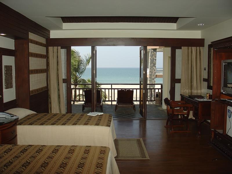 Sunny Paradise Resort Ngwesaung Exterior foto